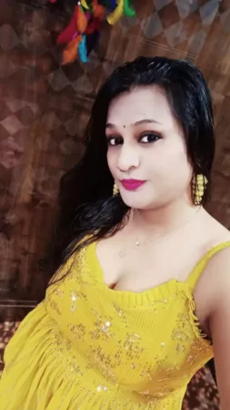 Affordable Call Girl Shruti Gyan Khand Ii