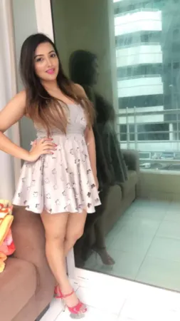 Amita Noida Sector 39 Call Girl Low Price